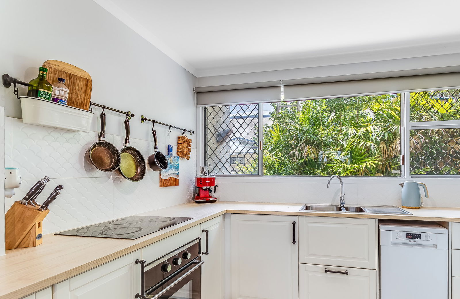 Main listing image for 10/2a Moffatt St, Scarborough  QLD  4020