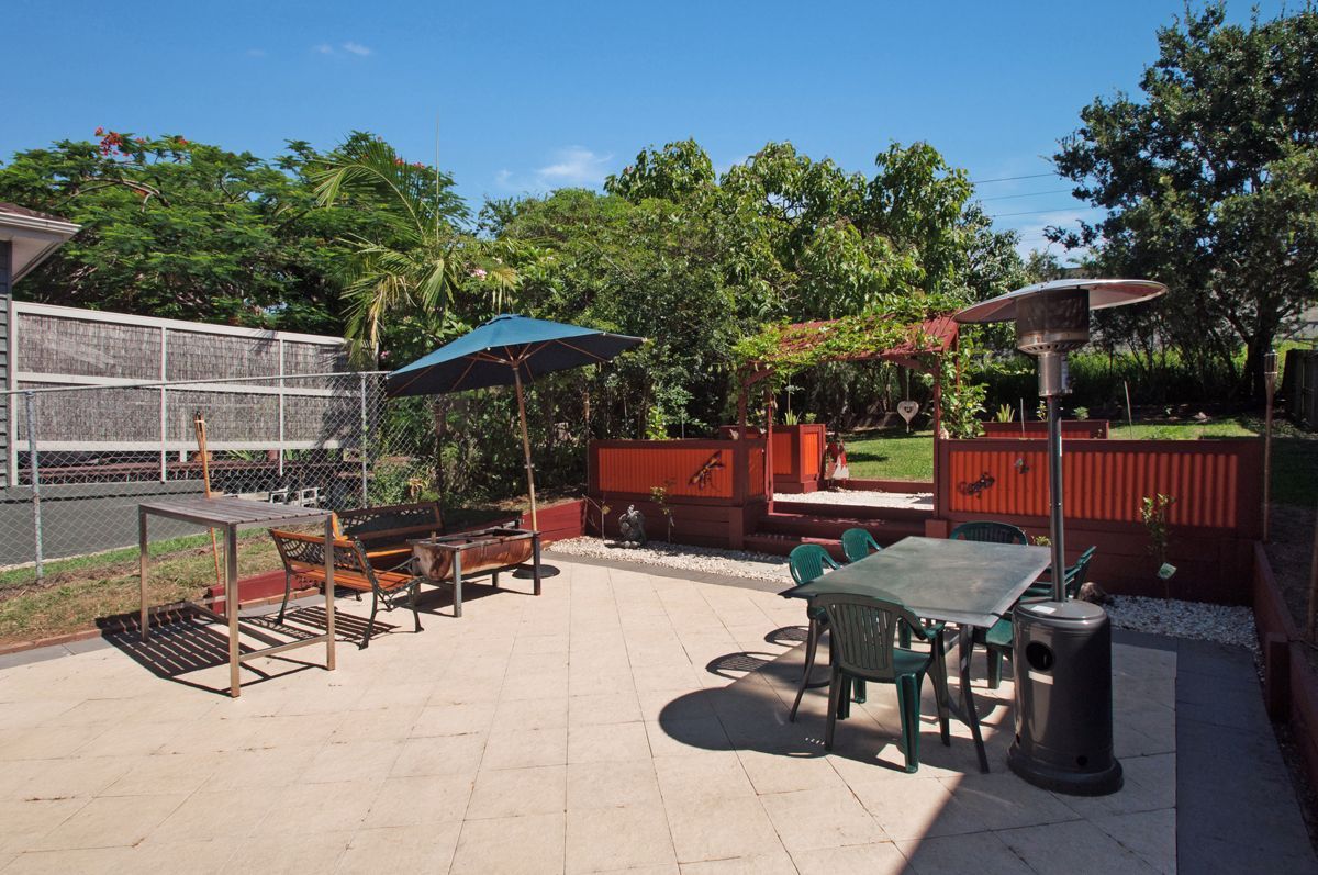 Main listing image for 814 Wynnum Rd, Cannon Hill  QLD  4170