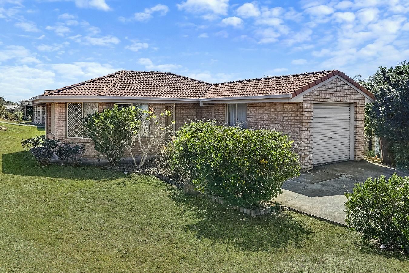 Main listing image for 16 Elkhorn St, Bellbird Park  QLD  4300