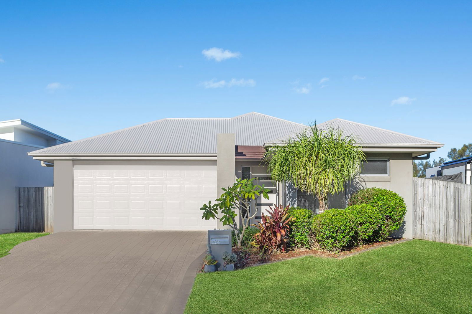 Main listing image for 28 Crater St, Caloundra West  QLD  4551
