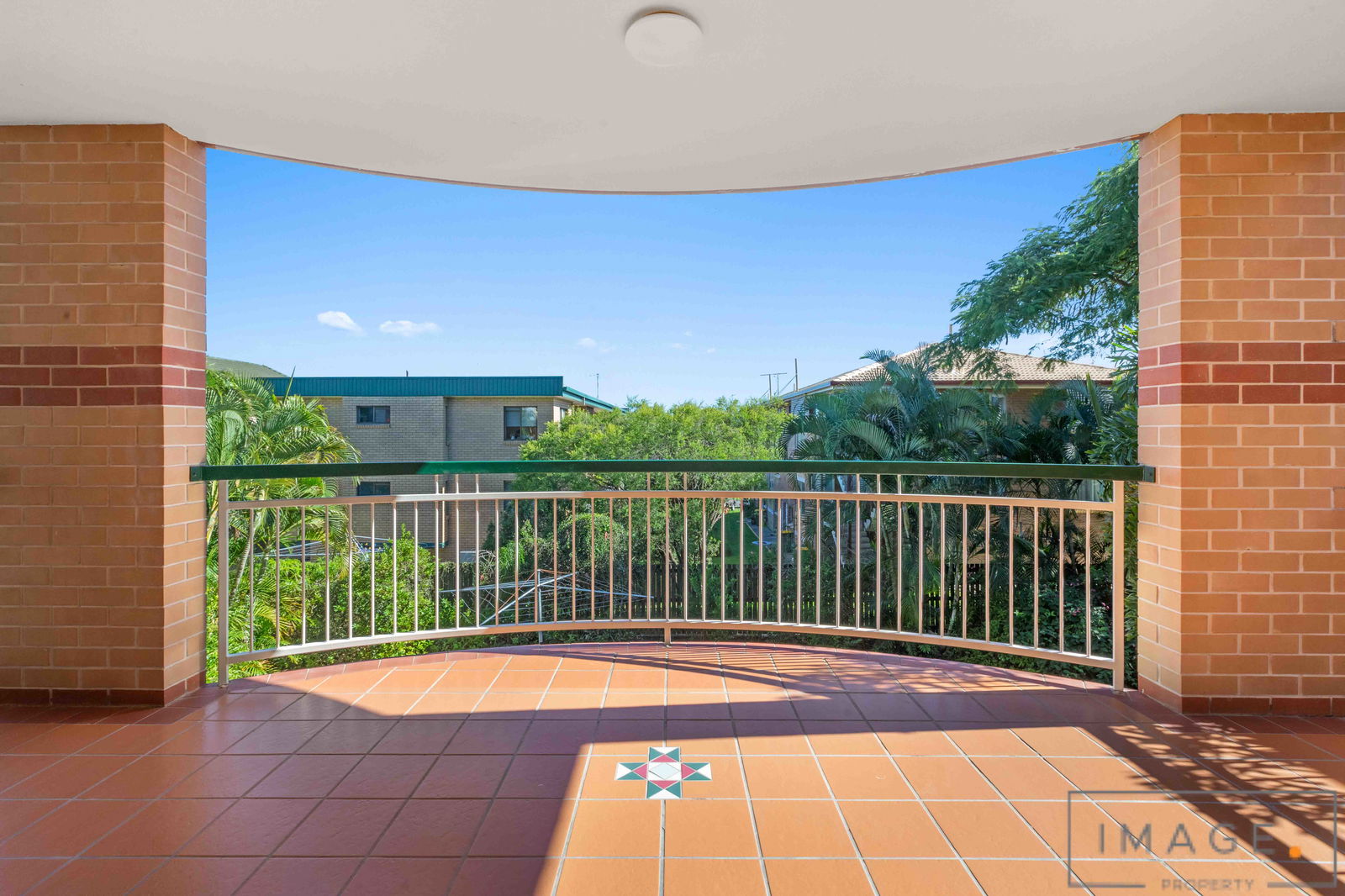 Main listing image for 2/48 Kitchener St, Coorparoo  QLD  4151