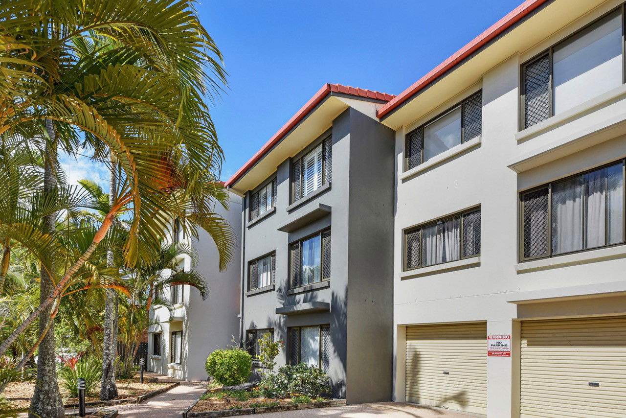 Main listing image for 2/15-17 Woomba Pl, Mooloolaba  QLD  4557