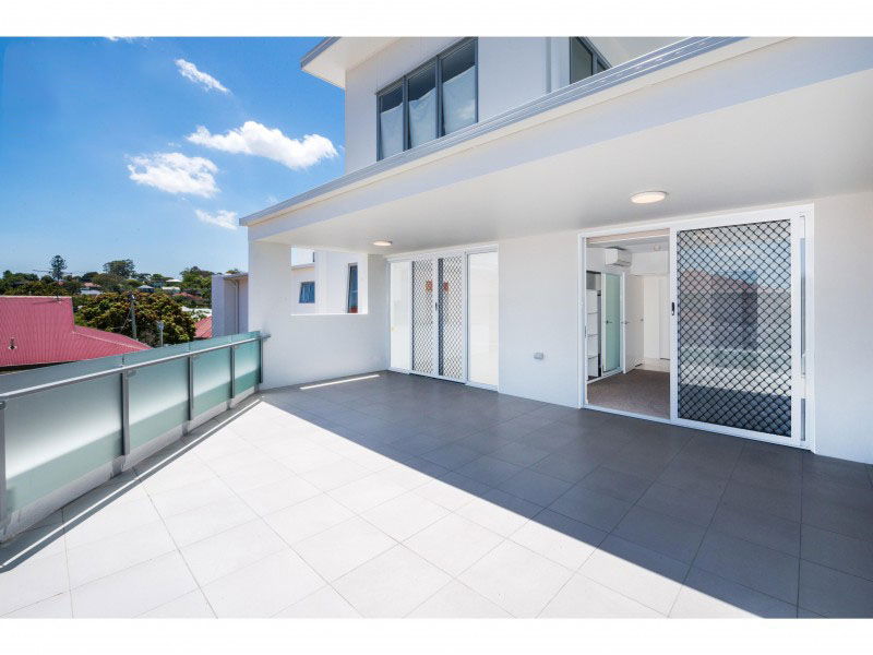 Main listing image for 8/8-12 Springwood Street, Mount Gravatt East  QLD  4122