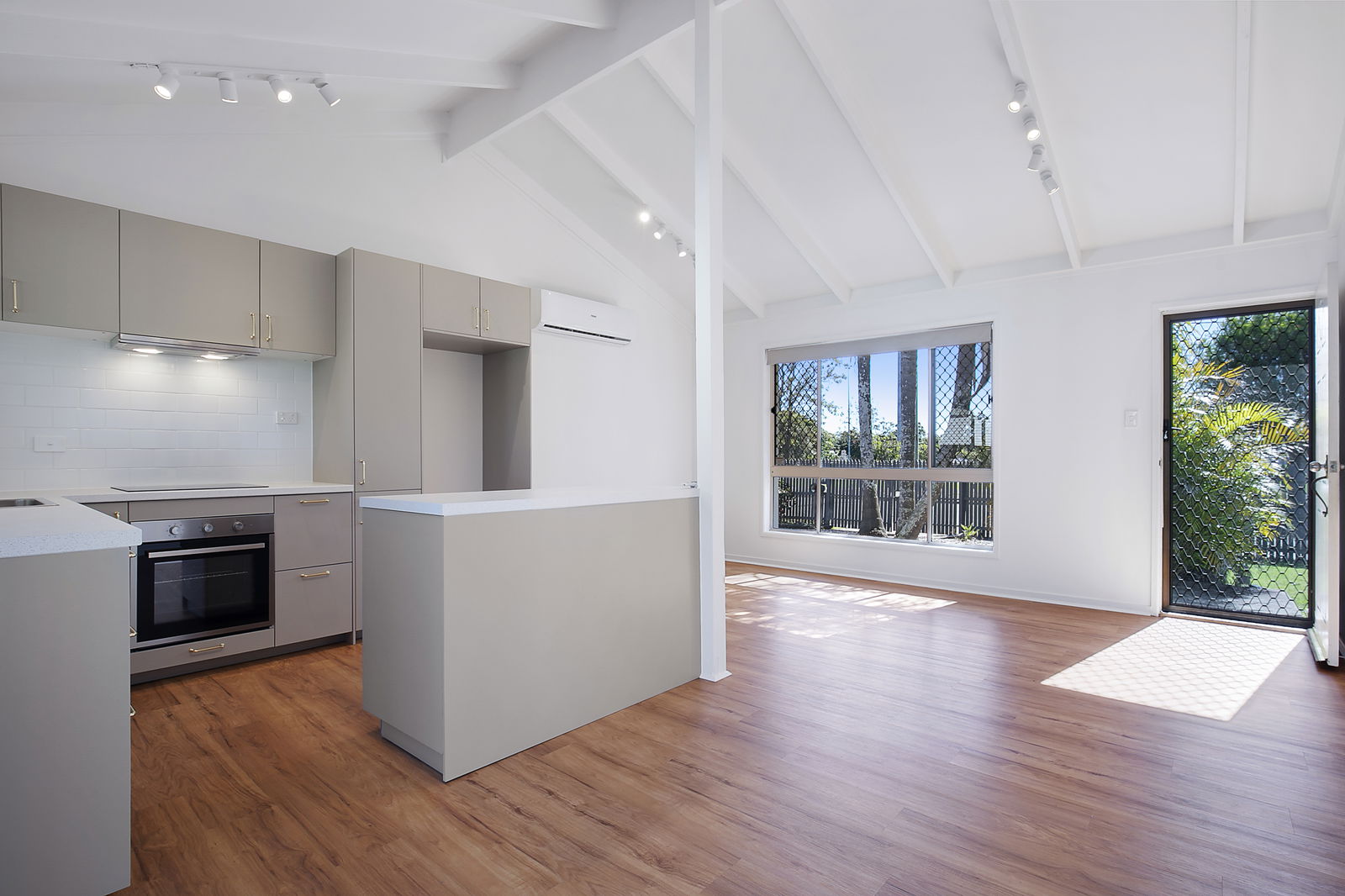 Main listing image for 46 Zammit St, Deception Bay  QLD  4508