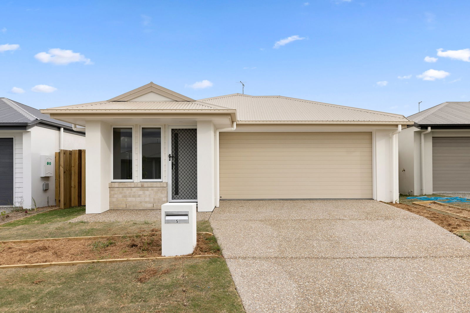 Main listing image for 5 Idalia Pl, Redbank Plains  QLD  4301