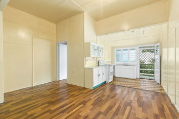 Image 6 for 2/24 Sixth Ave, Sandgate  QLD  4017