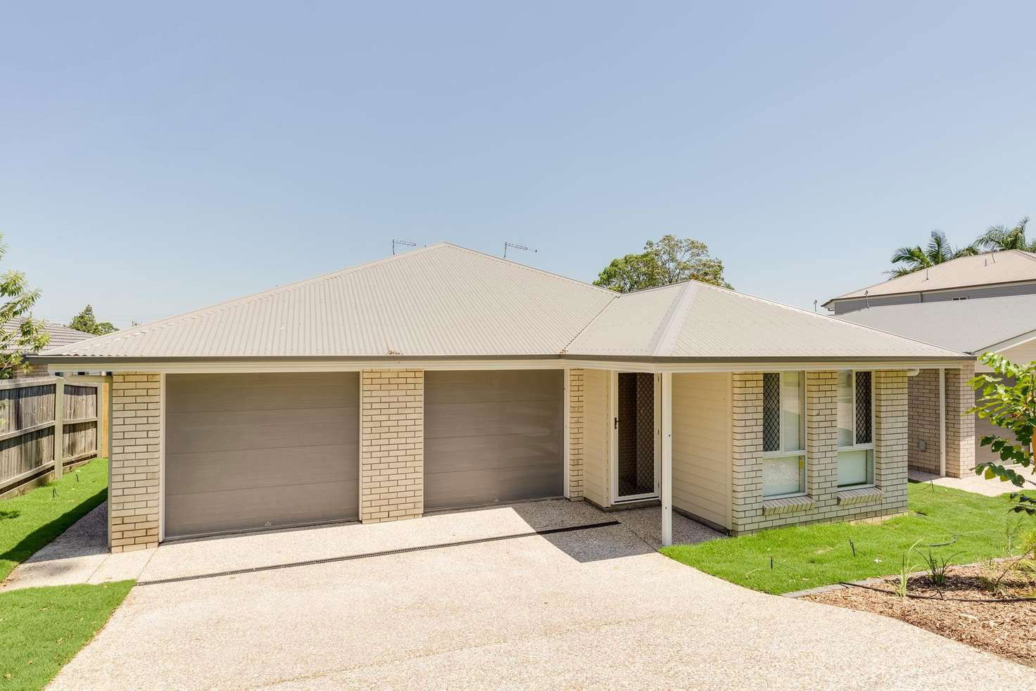 Main listing image for 1/9a Robert St, Loganlea  QLD  4131