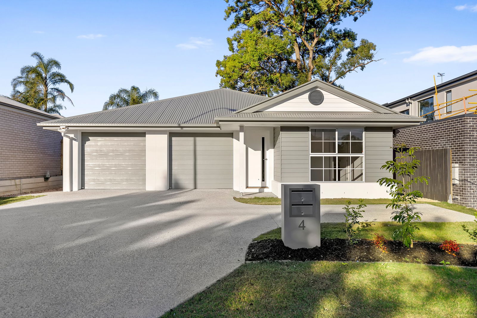 Main listing image for 2/4 Elm Ave, Woodridge  QLD  4114