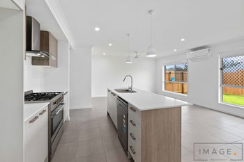 Image 6 for 2/2 Keyser Wy, Ripley  QLD  4306