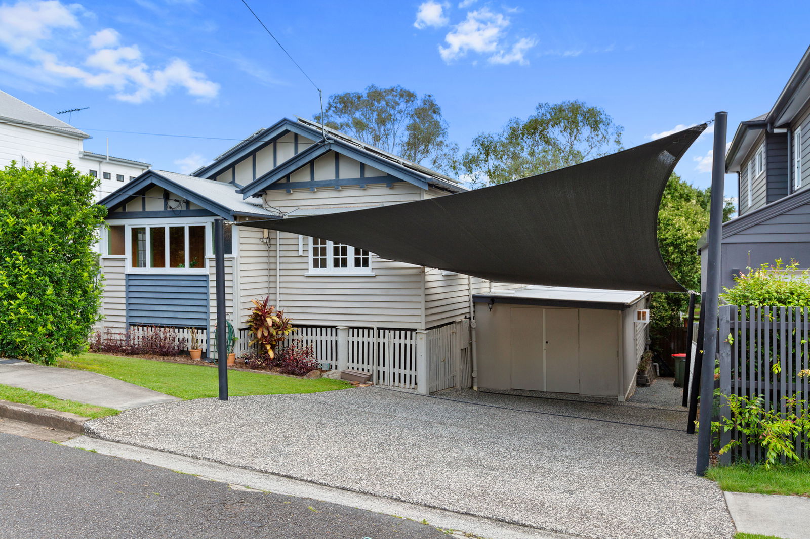 Main listing image for 71 Albert St, Camp Hill  QLD  4152