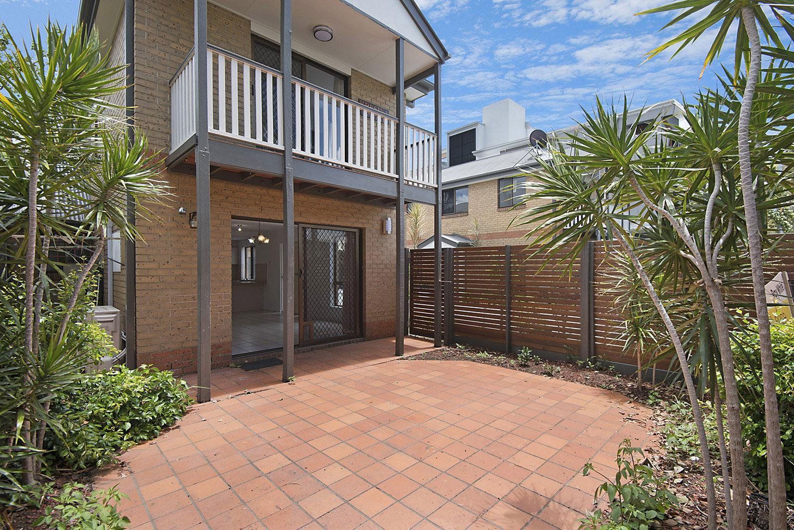Main listing image for 1/23 Jamieson St, Bulimba  QLD  4171