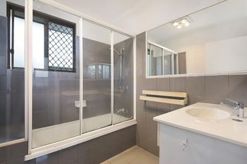 Image 6 for 1/23 Jamieson St, Bulimba  QLD  4171