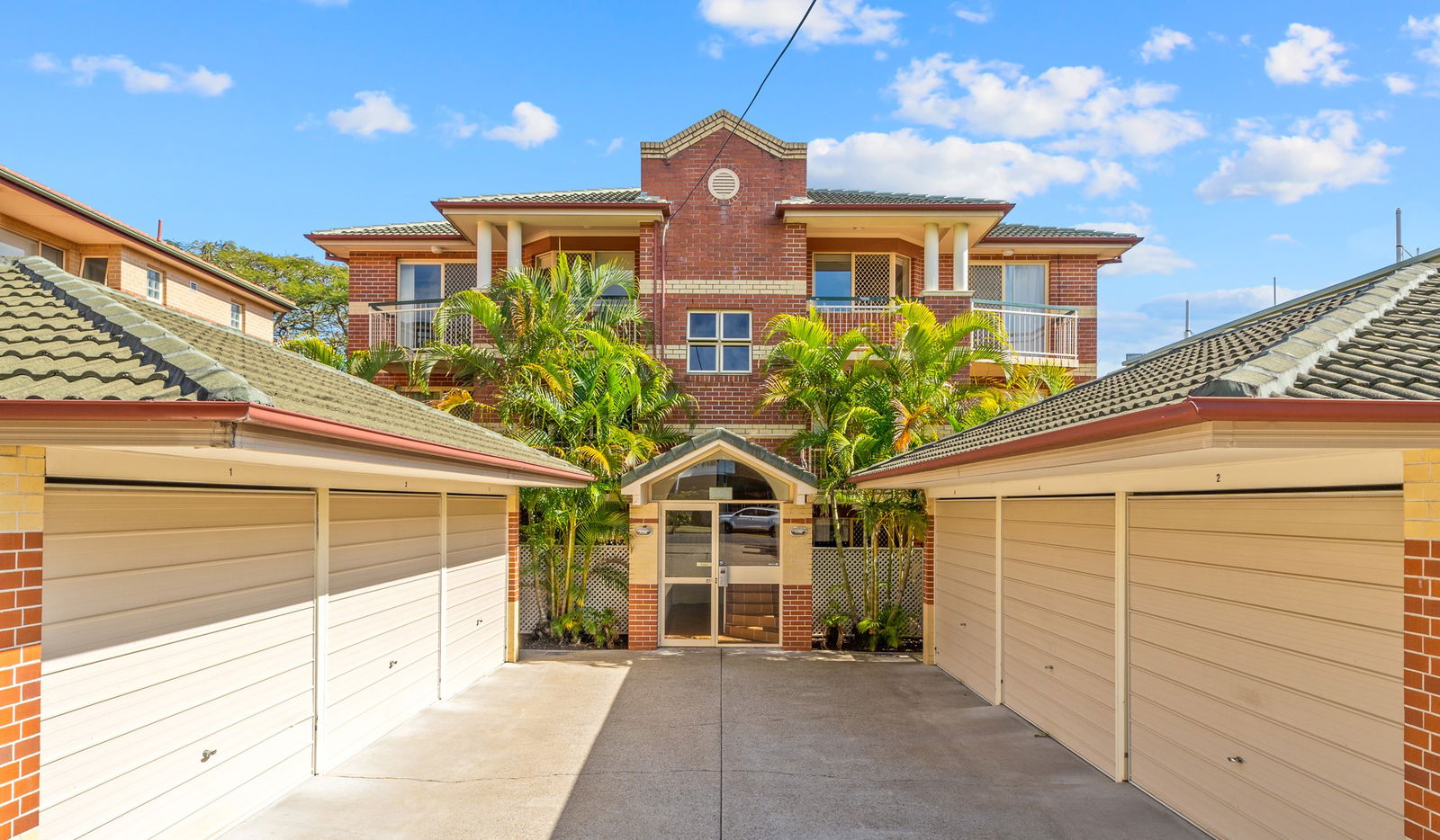 Main listing image for 5/52 Kitchener St, Coorparoo  QLD  4151