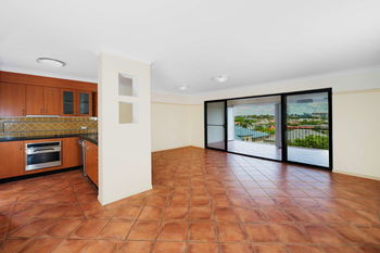 Image 6 for 6/19 Rialto Street, Coorparoo  QLD  4151