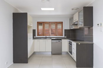 Image 6 for 16 Harefield St, Indooroopilly  QLD  4068