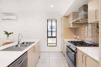 Image 6 for 27 Buccaneer St, Newport  QLD  4020