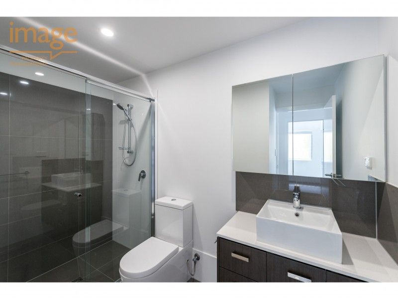 Main listing image for 1/49 Hutchins St, Kedron  QLD  4031