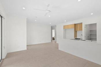 Image 6 for 42 Mundaring Wy, Spring Mountain  QLD  4300