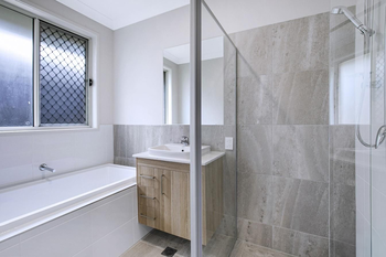 Image 6 for 117 Lakeview Promenade, Newport  QLD  4020