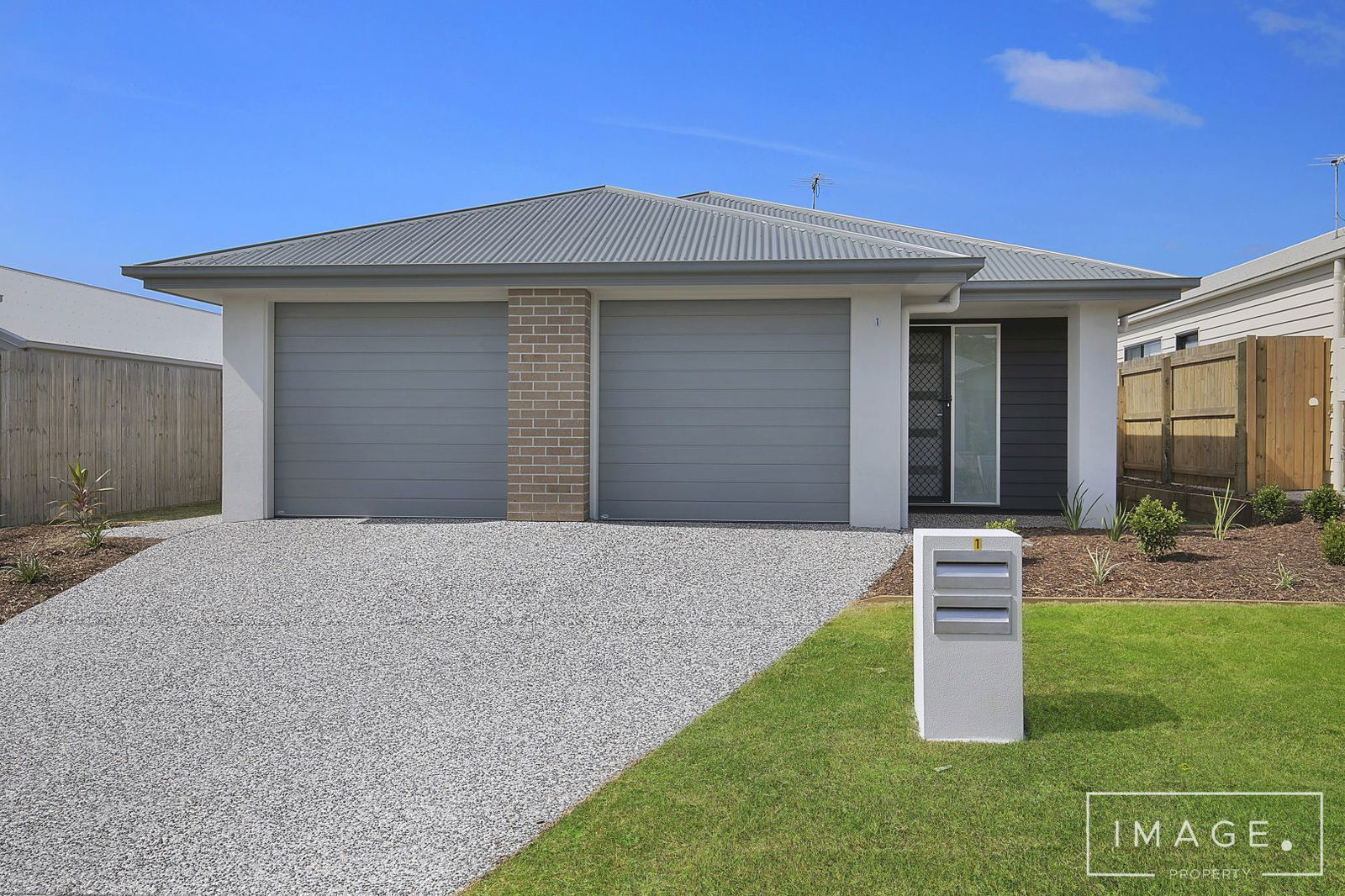 Main listing image for 1/41 Anne Street, Park Ridge  QLD  4125