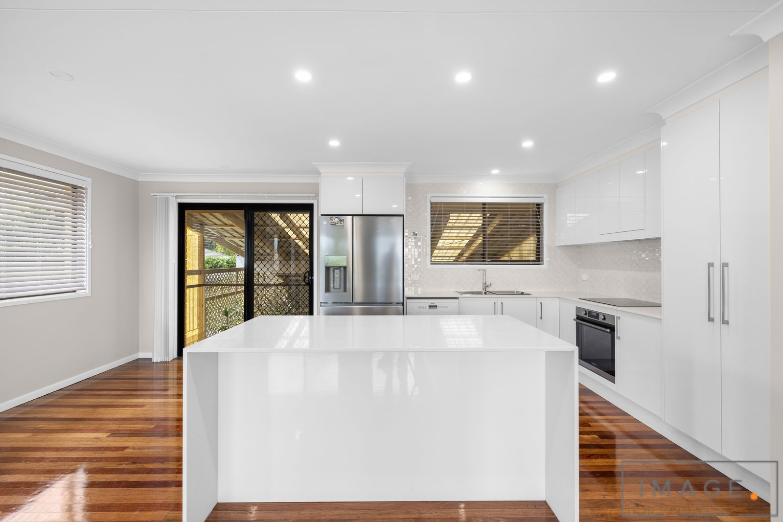 Main listing image for 11 Fernwell St, Tingalpa  QLD  4173