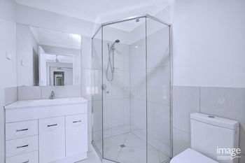 Image 6 for 1/27 Ludwig St, Leichhardt  QLD  4305