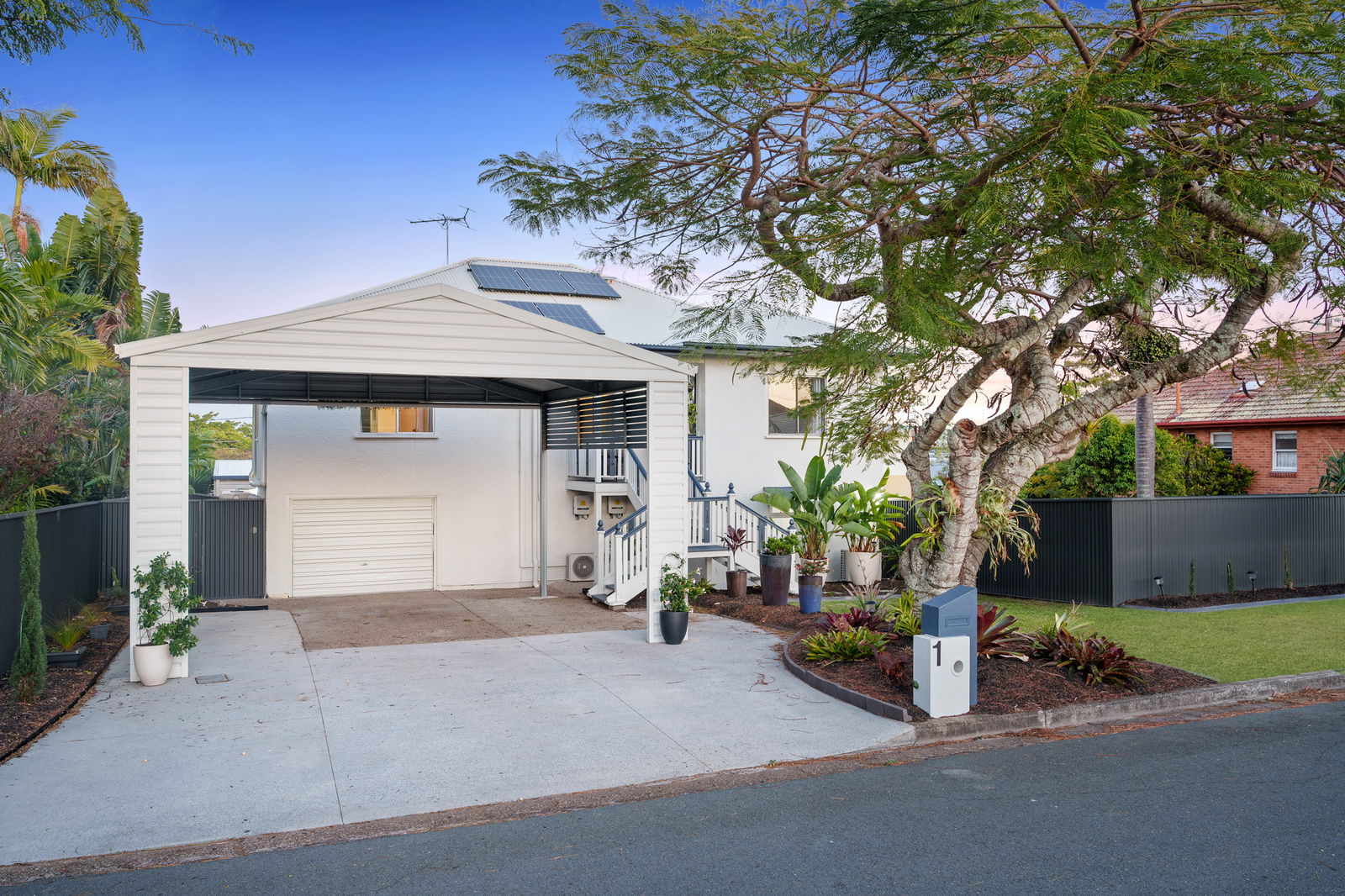 Main listing image for 1 Clontarf Ave, Clontarf  QLD  4019