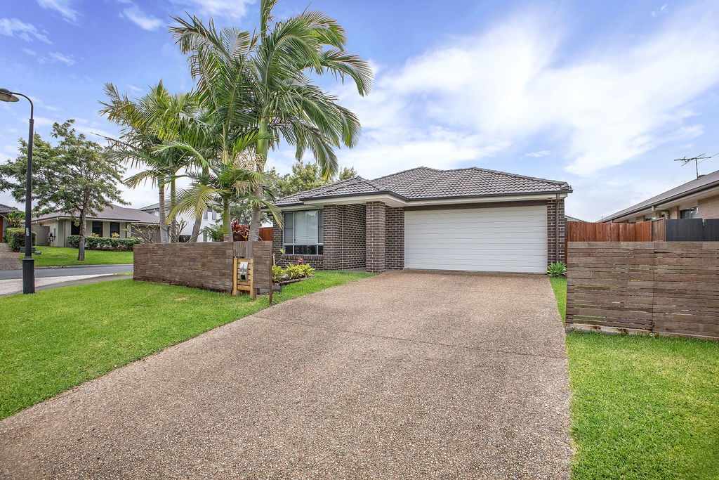 Main listing image for 1 Nullarbor Cct, North Lakes  QLD  4509