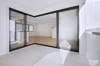 Image 6 for 4/80 Kirkland Ave, Coorparoo  QLD  4151