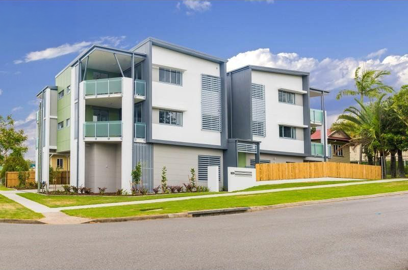 Main listing image for 4/28 Northcliffe St, Murarrie  QLD  4172