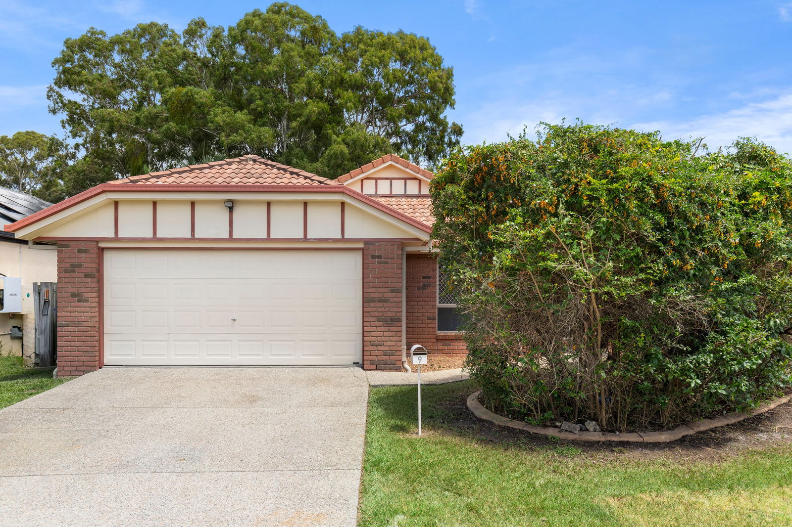 Main listing image for 9 Leicester Ct, Kippa-Ring  QLD  4021