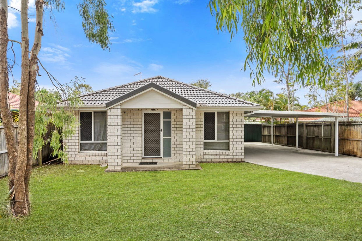 Main listing image for 1A Clarence Pl, Forest Lake  QLD  4078