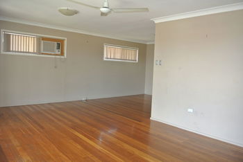 Image 5 for 35 Pine Dr, Woodridge  QLD  4114