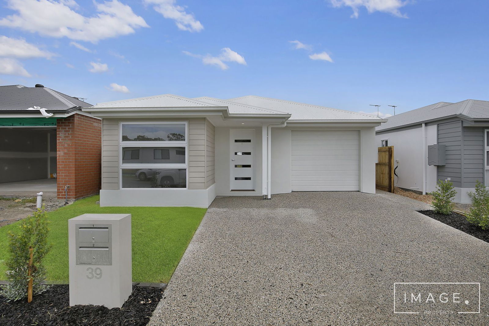 Main listing image for 1/39 Bisschop St, Deception Bay  QLD  4508