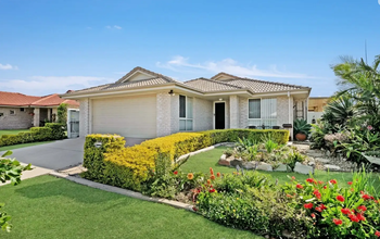 Image 3 for 19 Allister Cres, Rothwell  QLD  4022