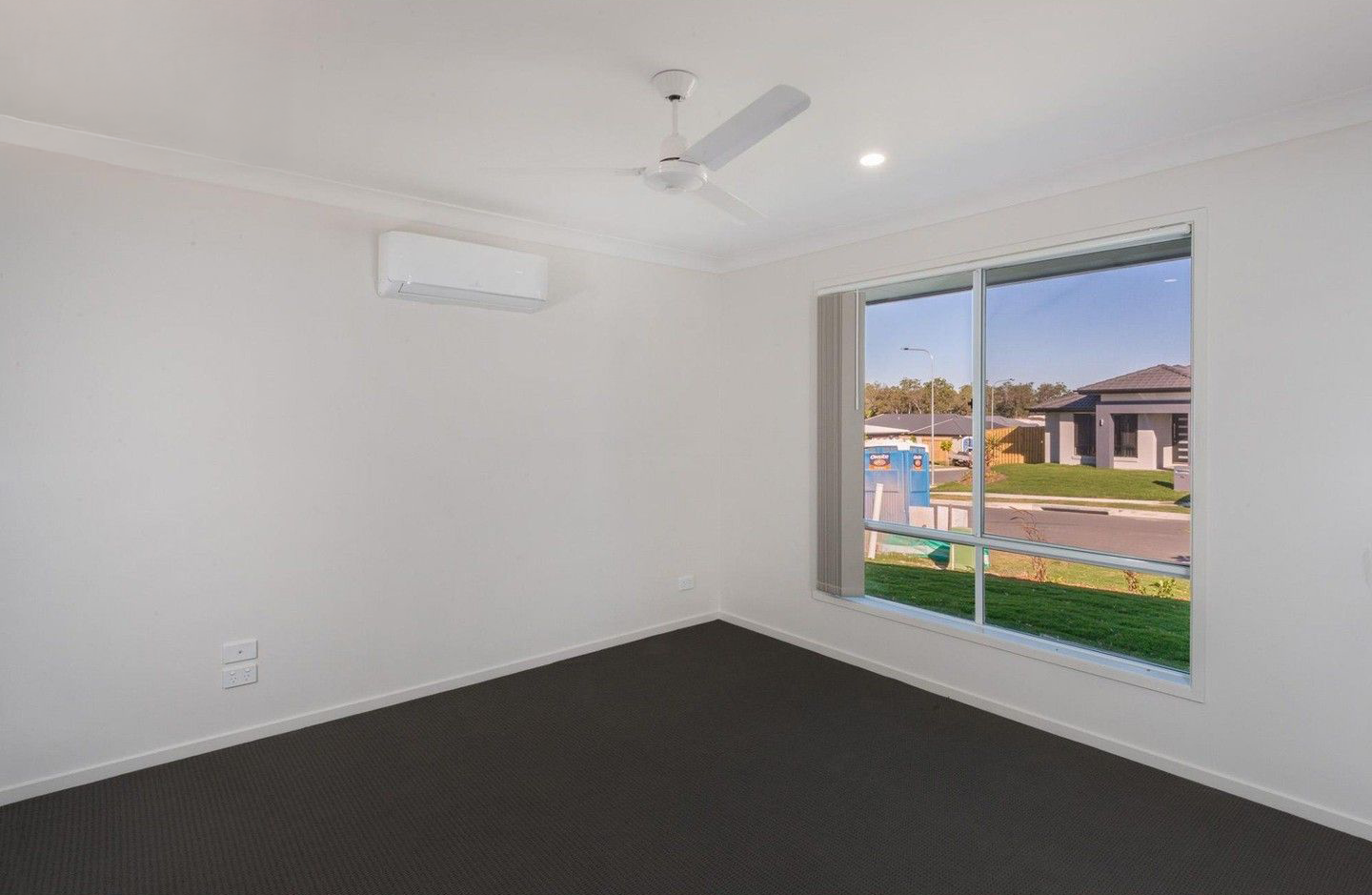 Main listing image for 5 Skelbrook Road, Park Ridge  QLD  4125