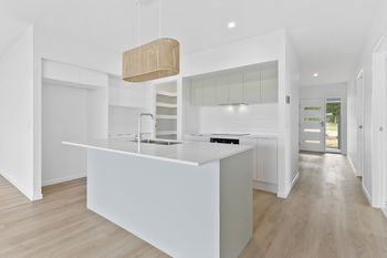 Image 4 for 23 Champagne La, Southside  QLD  4570