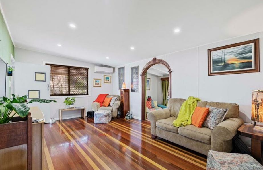 Main listing image for 1054 Anzac Ave, Petrie  QLD  4502