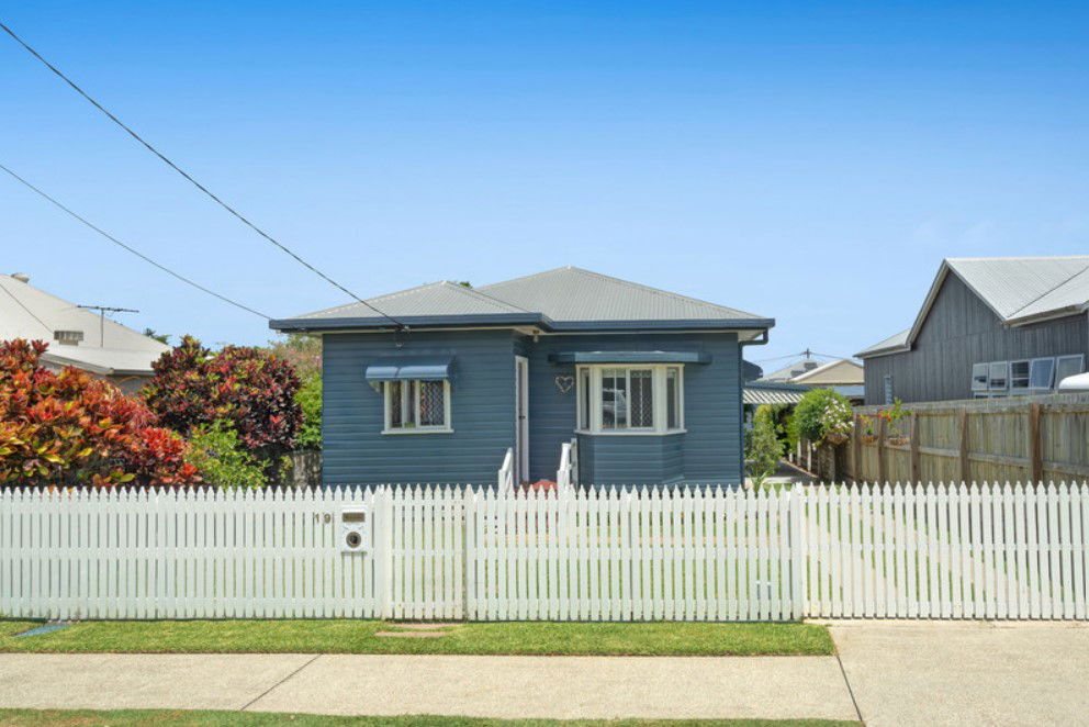 Main listing image for 19 Arthur St, Woody Point  QLD  4019