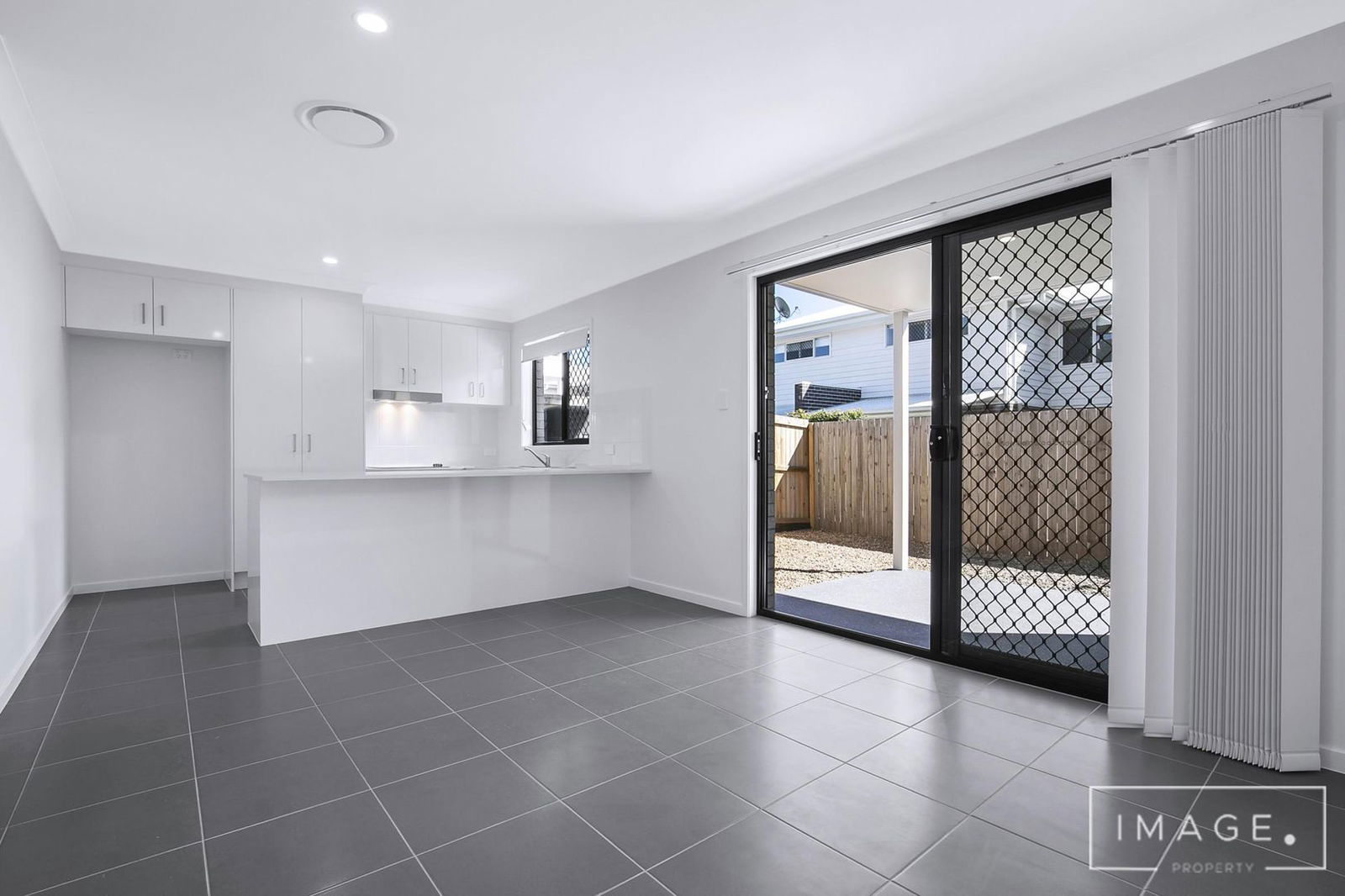 Main listing image for 4/43 Farinazzo St, Richlands  QLD  4077