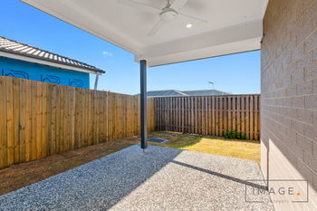Image 6 for 2/23 Hillview Dr, Hillcrest  QLD  4118