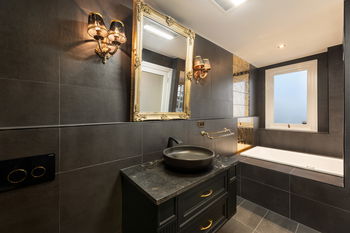 Image 4 for 24 Hillside Cres, Hamilton  QLD  4007