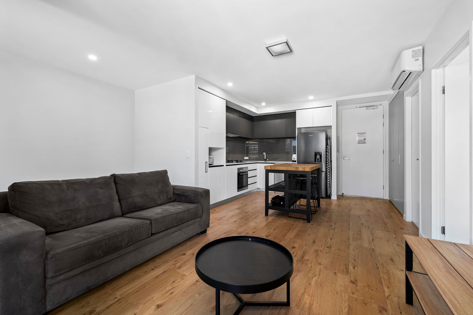 Main listing image for 703/7 Manning St, South Brisbane  QLD  4101