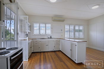 Image 4 for 8 Iris St, Holland Park West  QLD  4121