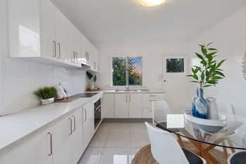 Image 3 for 111 Morden Rd, Sunnybank Hills  QLD  4109