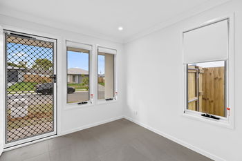 Image 3 for 5 Idalia Pl, Redbank Plains  QLD  4301