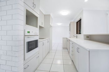 Image 5 for 20 Travolta St, Stafford Heights  QLD  4053