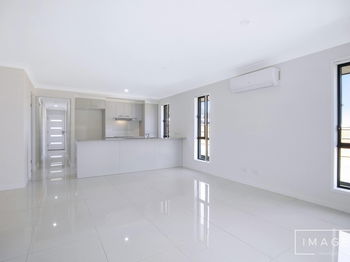 Image 4 for 1/16 Rogers Street, Brassall  QLD  4305