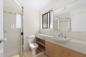 Image 4 for 2/15 Grosvenor St, Yeerongpilly  QLD  4105