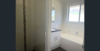 Image 5 for 1/27A Walsh St, Newtown  QLD  4305